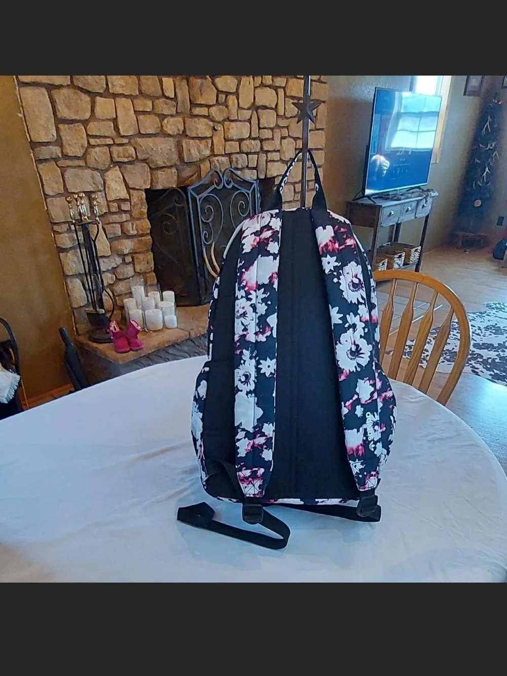 adidas Originals Trefoil 2.0 Pink Floral Backpack - Like New